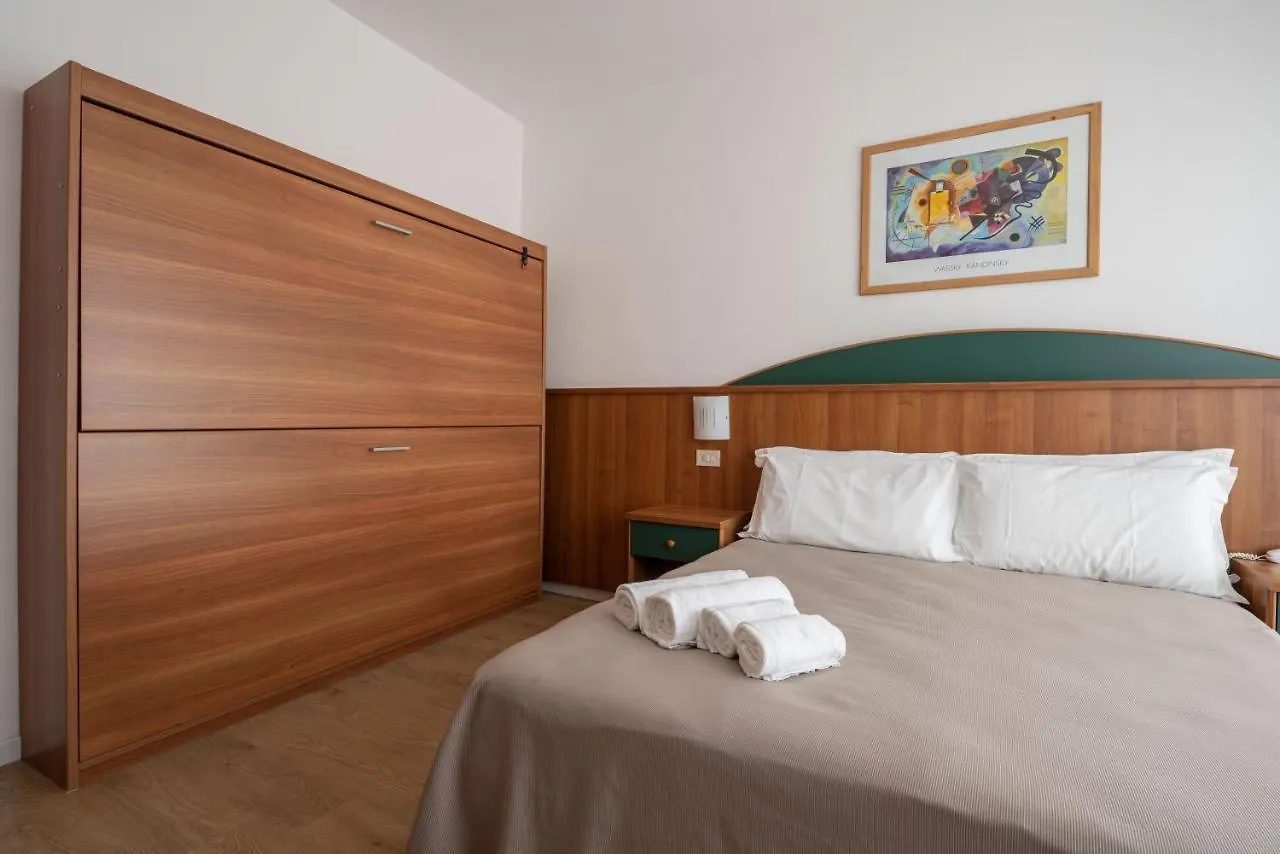 Hotel Boston 3 Stelle Superior Frontemare Lido di Jesolo