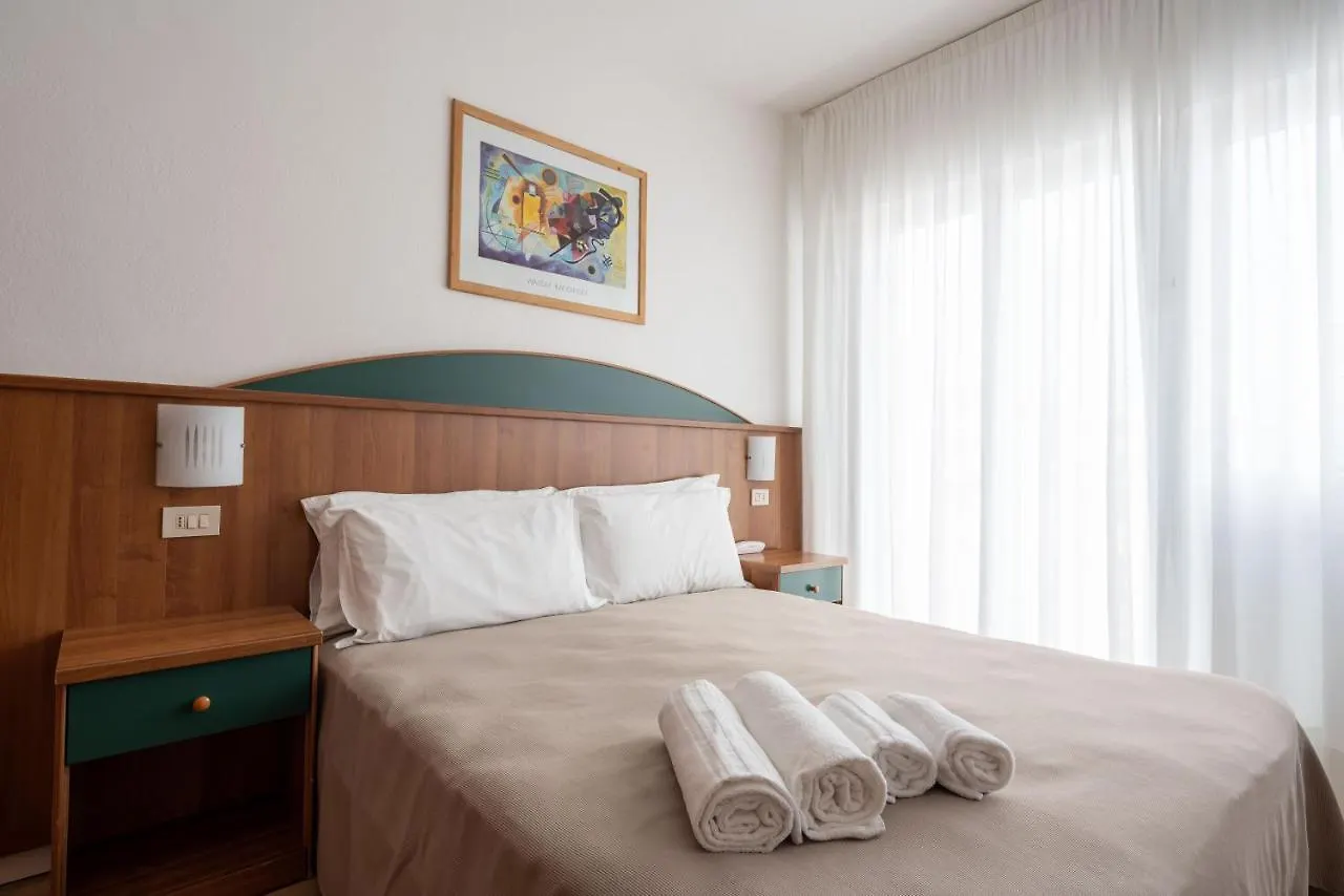 Hotel Boston 3 Stelle Superior Frontemare Lido di Jesolo