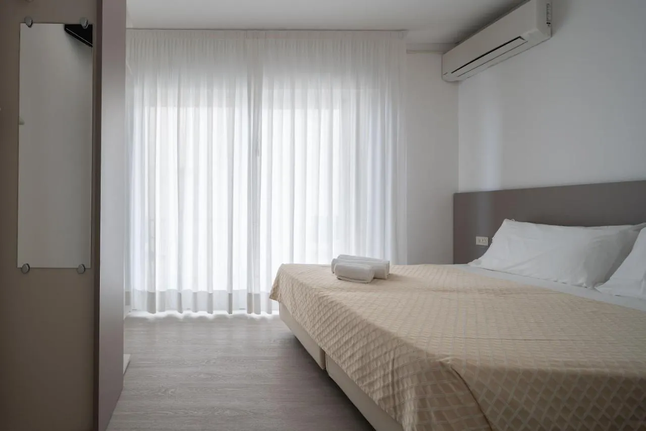 Hotel Boston 3 Stelle Superior Frontemare Lido di Jesolo